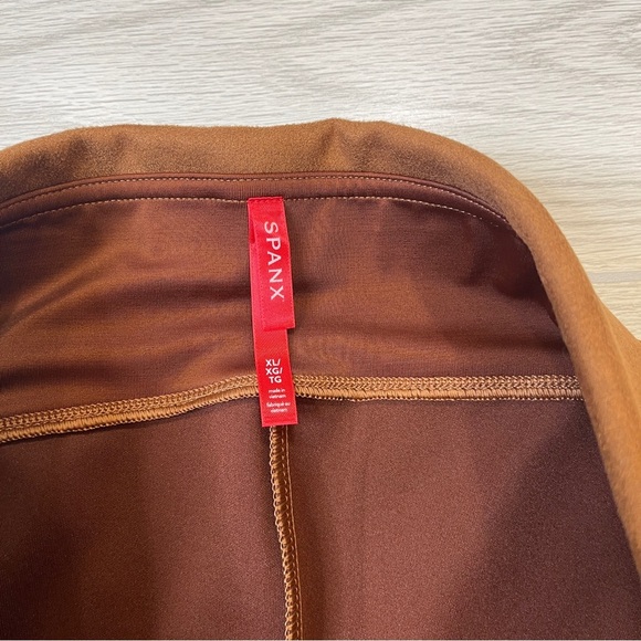 Spanx Faux Suede Leggings in Rich Caramel Tummy Control Women’s Size XL - Picture 8 of 14